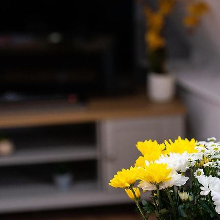 Stamford Central Stay - Stylish 2-Bed Apartment With Wifi Esterno foto