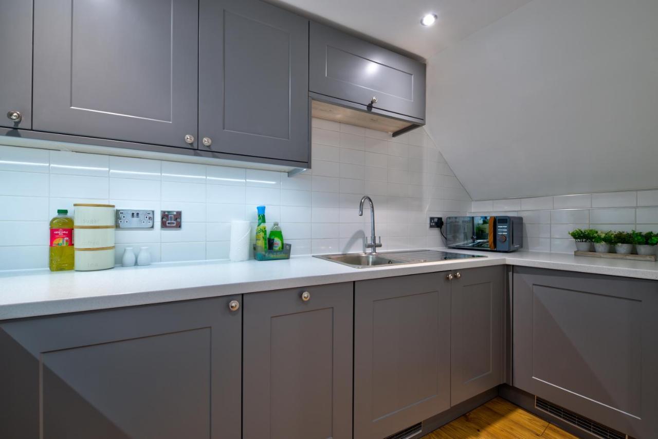 Stamford Central Stay - Stylish 2-Bed Apartment With Wifi Esterno foto