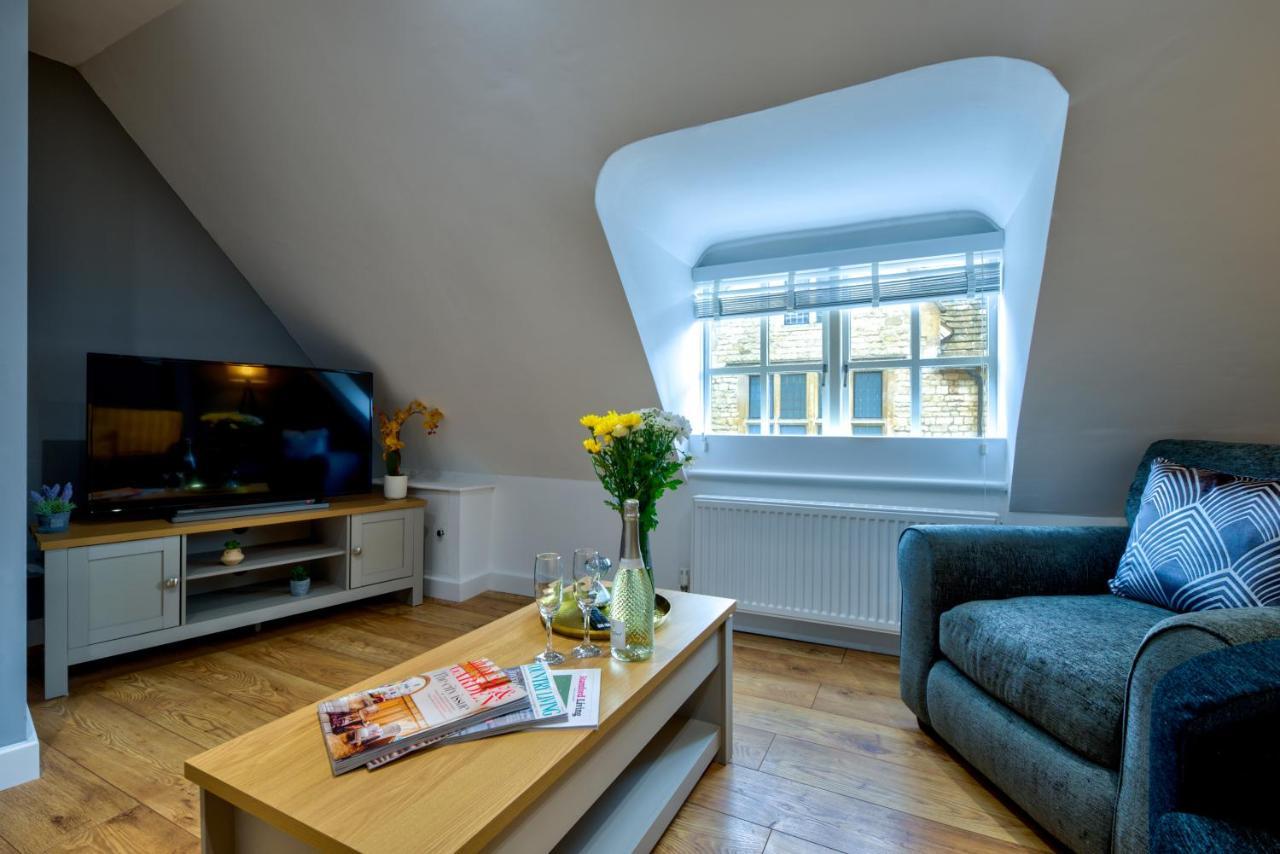 Stamford Central Stay - Stylish 2-Bed Apartment With Wifi Esterno foto