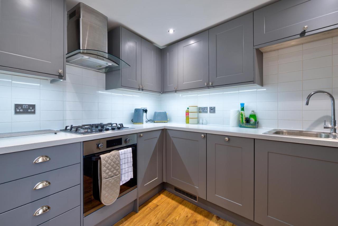 Stamford Central Stay - Stylish 2-Bed Apartment With Wifi Esterno foto