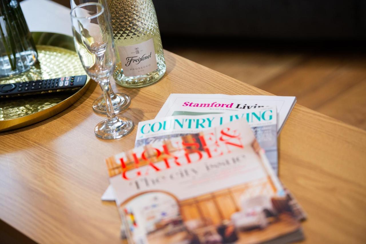 Stamford Central Stay - Stylish 2-Bed Apartment With Wifi Esterno foto